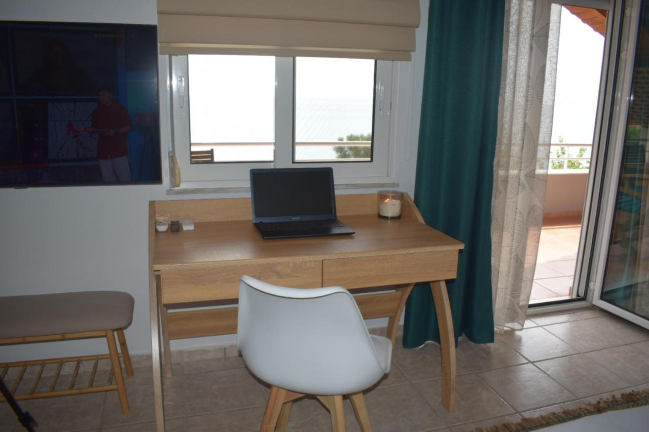 Alexandros Seaside Family Apartments & Villas - Paradise, 7' From Petalidi Kalamaki (Messinia) Exterior foto